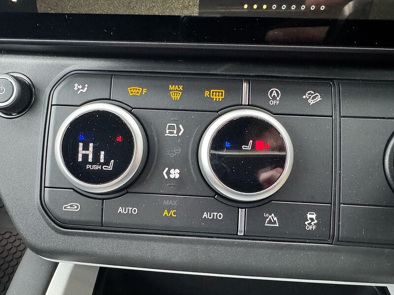 Used Land Rover Defender 110 2025 for sale - 77034298: Photo 23