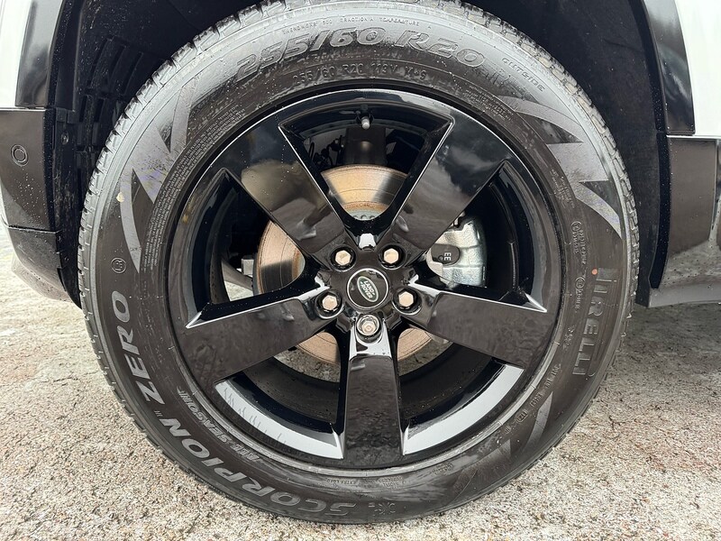 Used Land Rover Defender 110 2025 for sale - 77034298: Photo 40