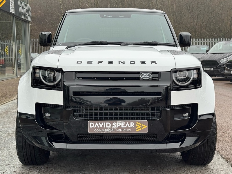 Used Land Rover Defender 110 2025 for sale - 77034298: Photo 7