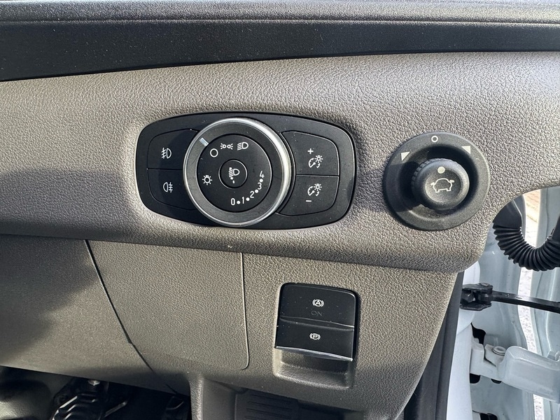 Used Ford E-Transit 2023 for sale - 76821333: Photo 26