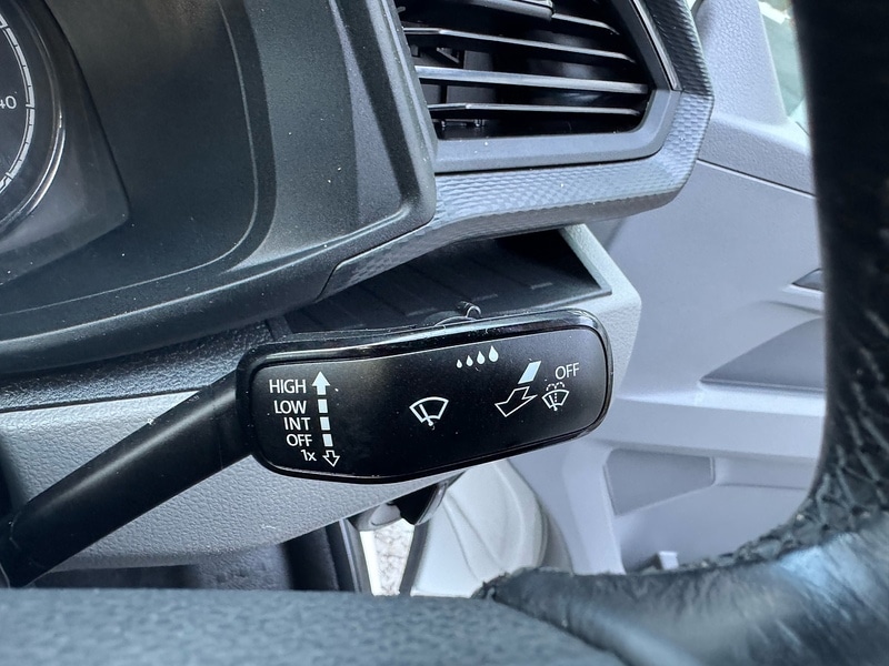 Used Volkswagen Transporter 2021 for sale - 77622033: Photo 32