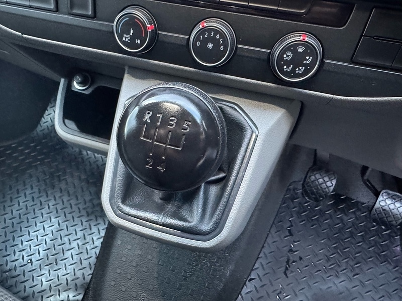 Used Volkswagen Transporter 2021 for sale - 77622033: Photo 37