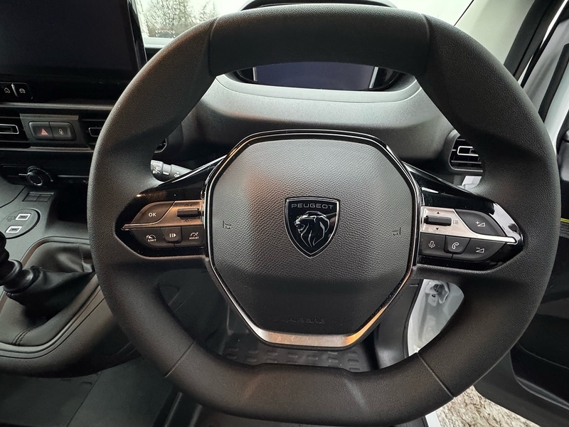 Used Peugeot Partner 2024 for sale - 76982585: Photo 15