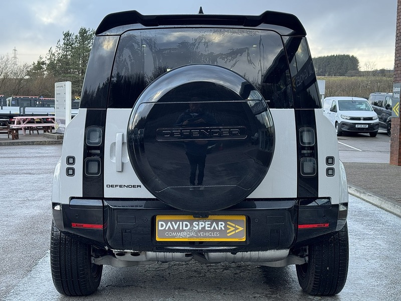 Used Land Rover Defender 90 2026 for sale - 77765952: Photo 9