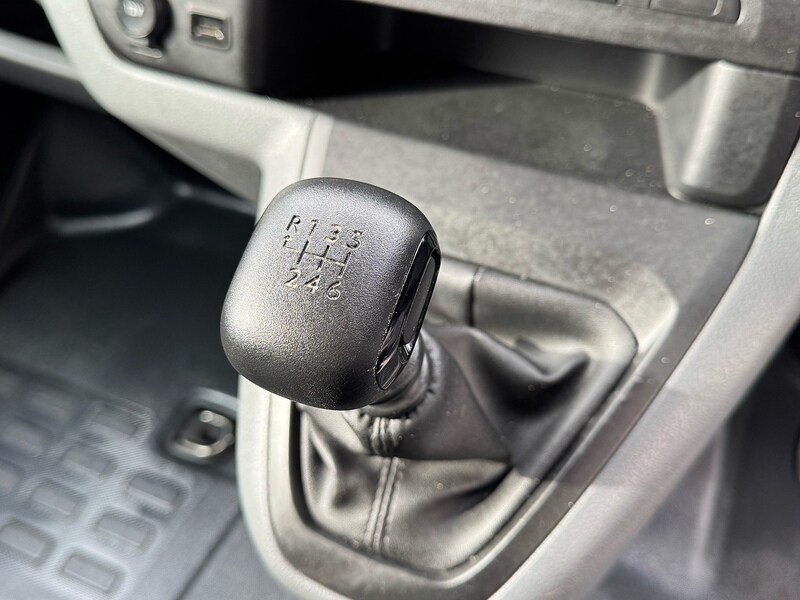 Used Vauxhall Vivaro 2022 for sale - 77584119: Photo 16