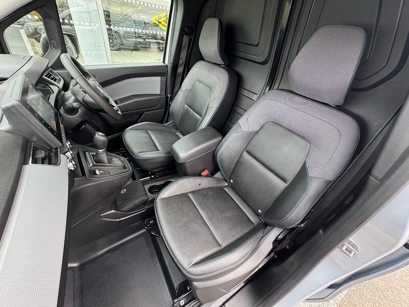 Used Nissan Other 2024 for sale - 77530247: Photo 8