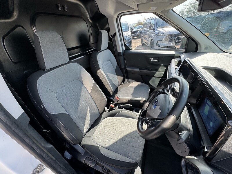 Used Ford Transit Courier 2025 for sale - 78168039: Photo 23