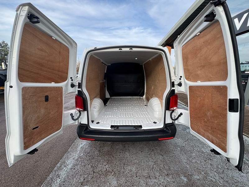 Used Volkswagen Transporter 2023 for sale - 76958523: Photo 12