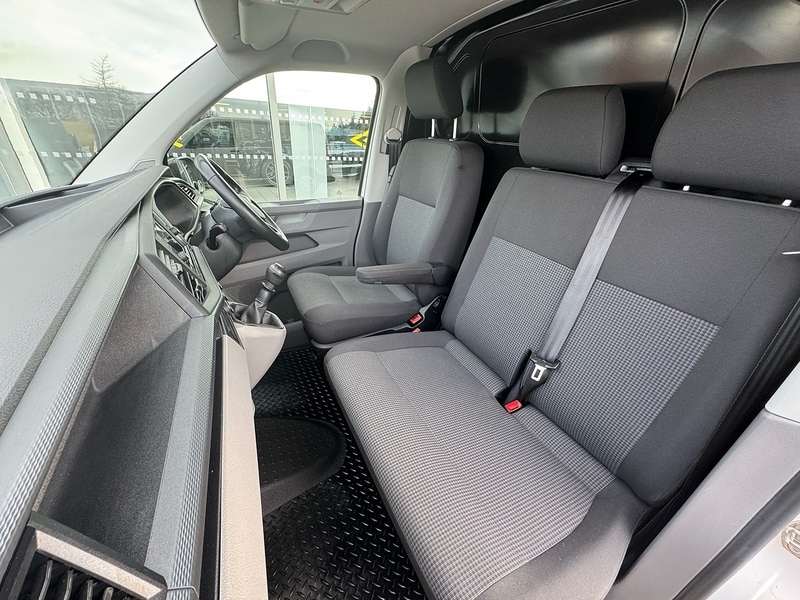 Used Volkswagen Transporter 2023 for sale - 76958523: Photo 13