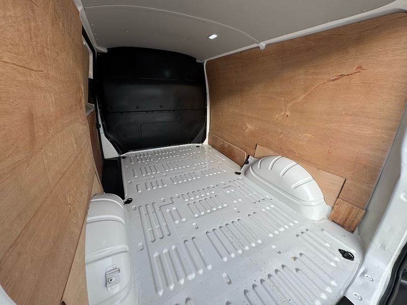 Used Volkswagen Transporter 2023 for sale - 76958523: Photo 17