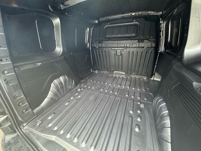 Used Peugeot Partner 2023 for sale - 76784335: Photo 16