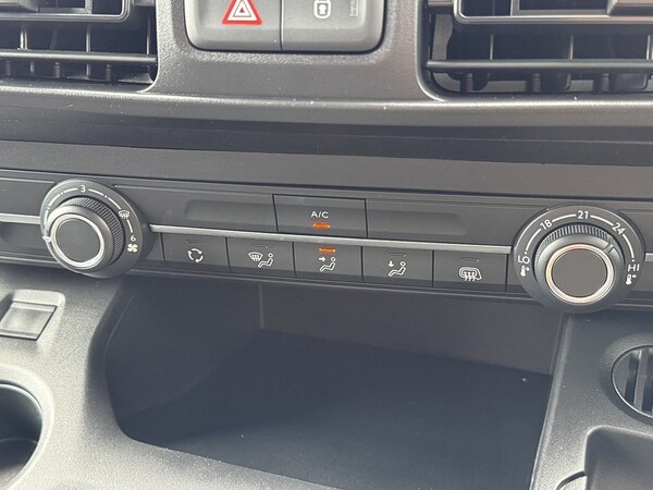 Used Toyota ProAce 2022 for sale - 75986739: Photo 27