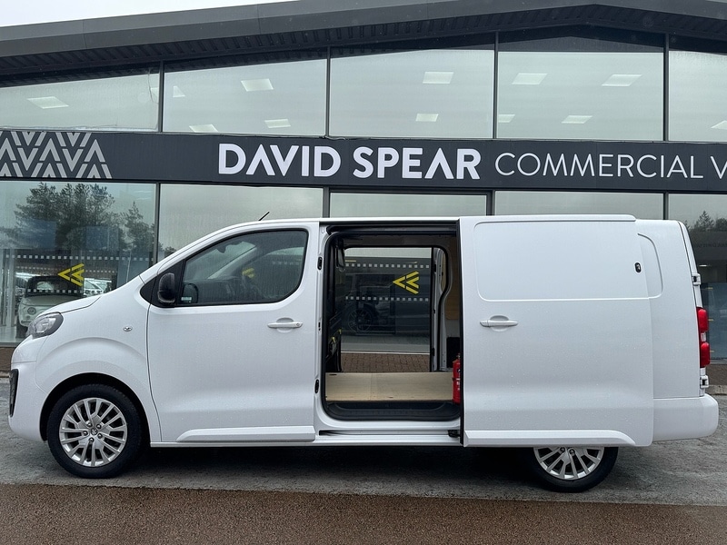 Used Peugeot Expert 2023 for sale - 77677083: Photo 25