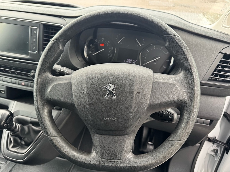 Used Peugeot Expert 2023 for sale - 77677083: Photo 30