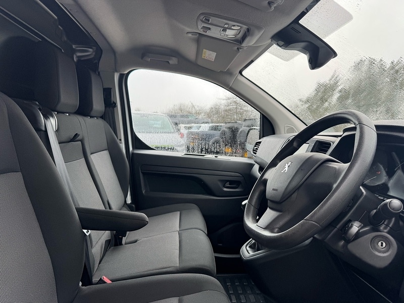 Used Peugeot Expert 2023 for sale - 77677083: Photo 6