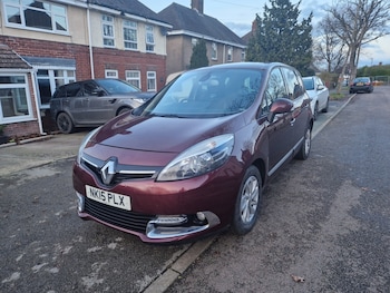 Used Renault Scenic 2015 for sale - 77475299: Photo
