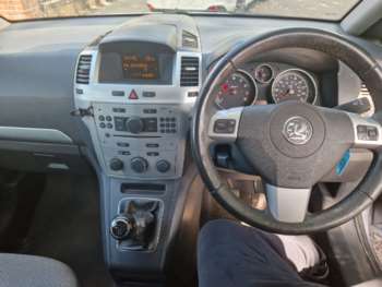 Used Vauxhall Zafira 2010 for sale - 75230748: Photo