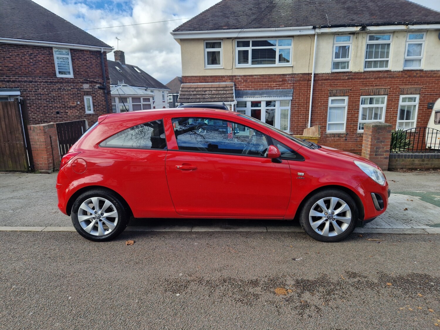 Used Vauxhall Corsa 2012 for sale - 78223979: Photo 7