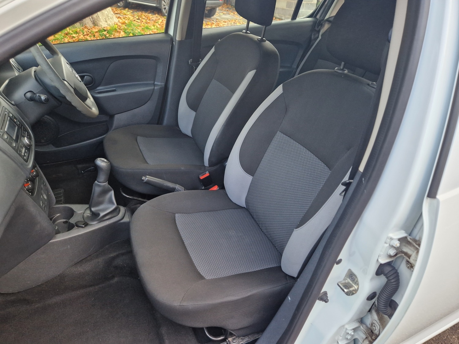 Used Dacia Sandero 2016 for sale - 76505281: Photo 11