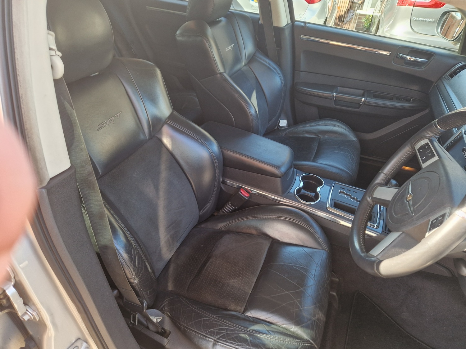 Used Chrysler 300C 2009 for sale - 78199175: Photo 11