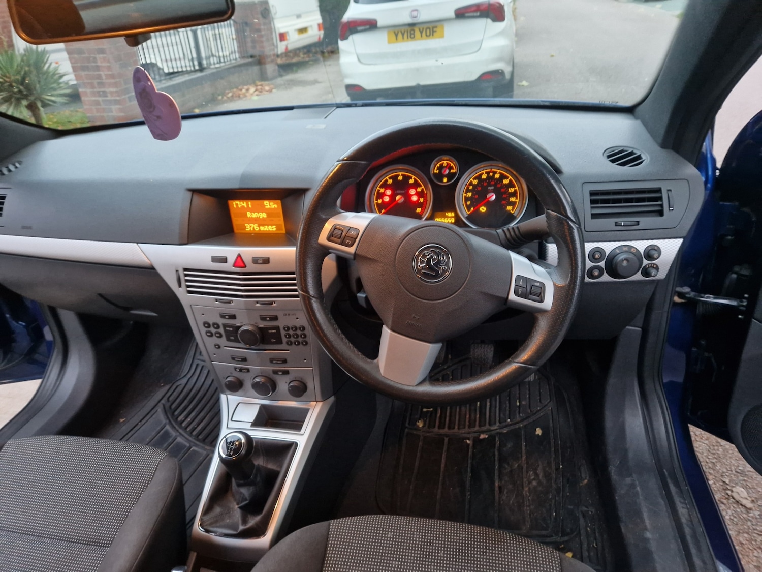 Used Vauxhall Astra 2011 for sale - 76518100: Photo 14