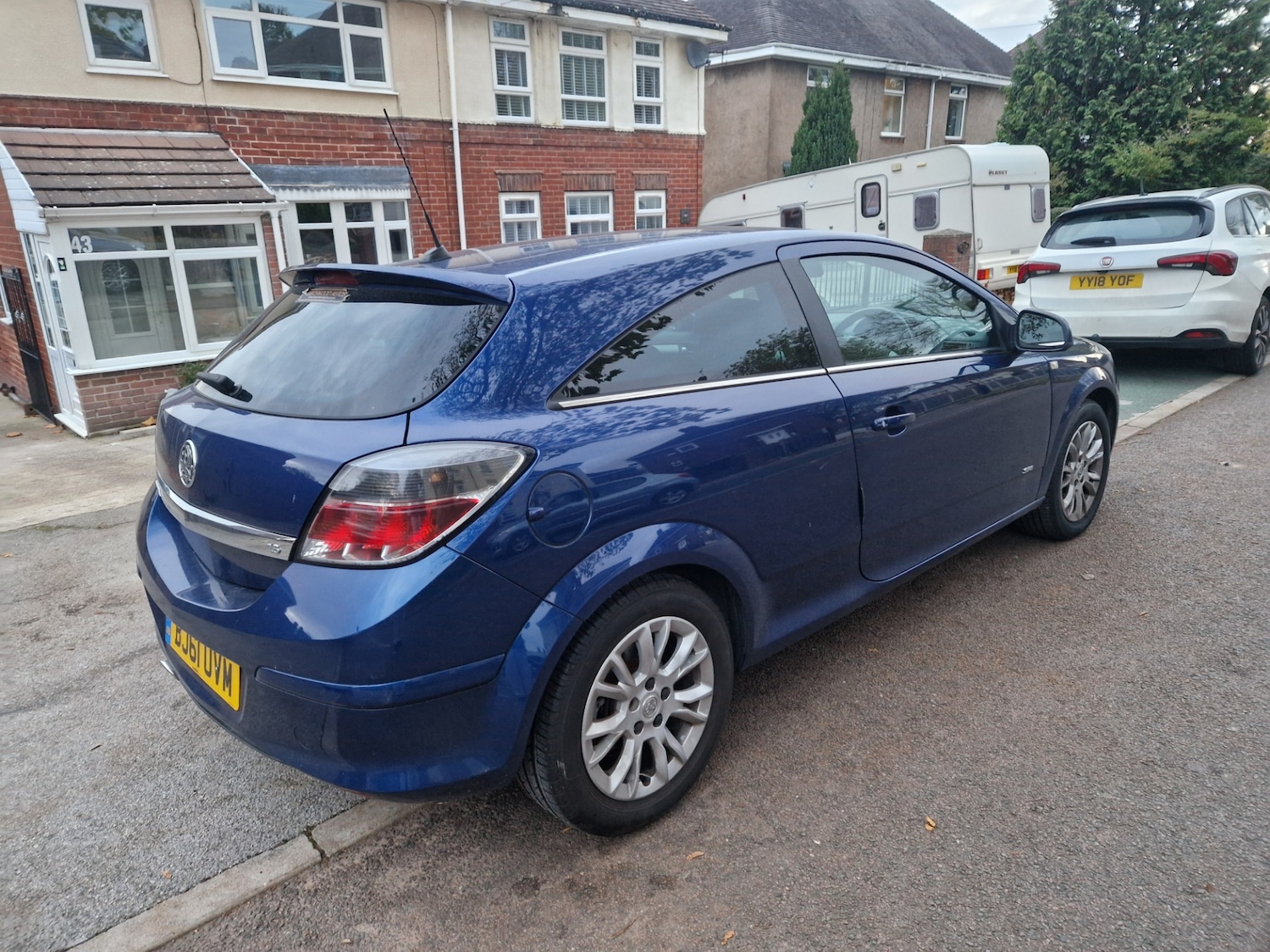 Used Vauxhall Astra 2011 for sale - 76518100: Photo 4