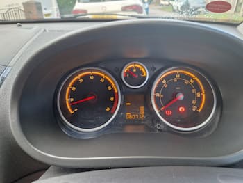 Used Vauxhall Corsa 2011 for sale - 79865579: Photo
