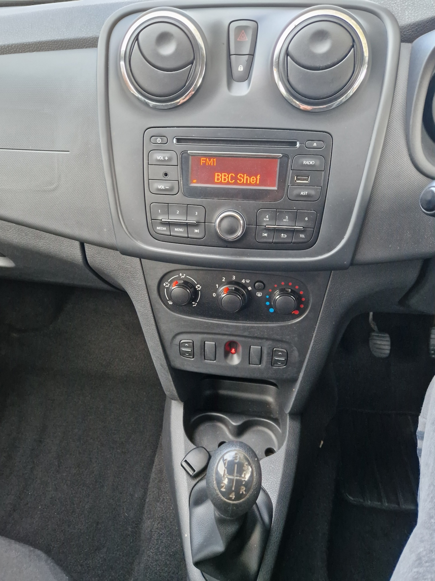 Used Dacia Sandero 2016 for sale - 77225477: Photo 15