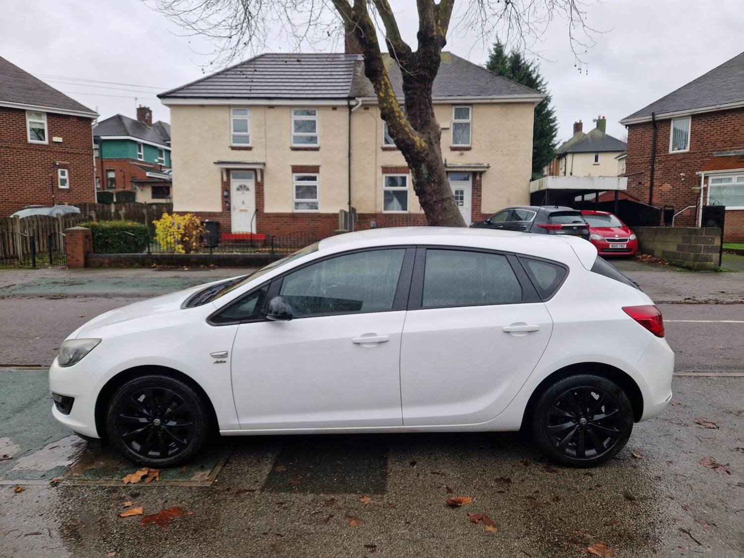 Used Vauxhall Astra 2012 for sale - 77151566: Photo 6