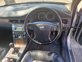 Used Volvo V70 2008 for sale - 78422840: Photo