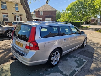 Used Volvo V70 2008 for sale - 78422840: Photo