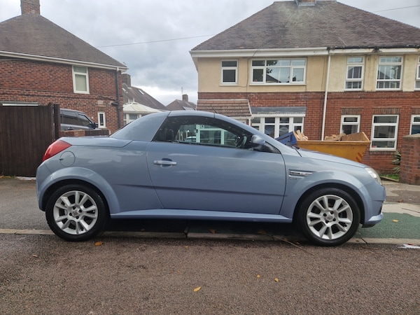 Used Vauxhall Tigra 2006 for sale - 76198598: Photo 11