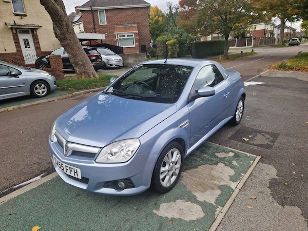 Used Vauxhall Tigra 2006 for sale - 76198598: Photo 8