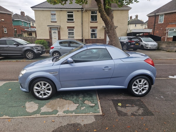 Used Vauxhall Tigra 2006 for sale - 76198598: Photo 9