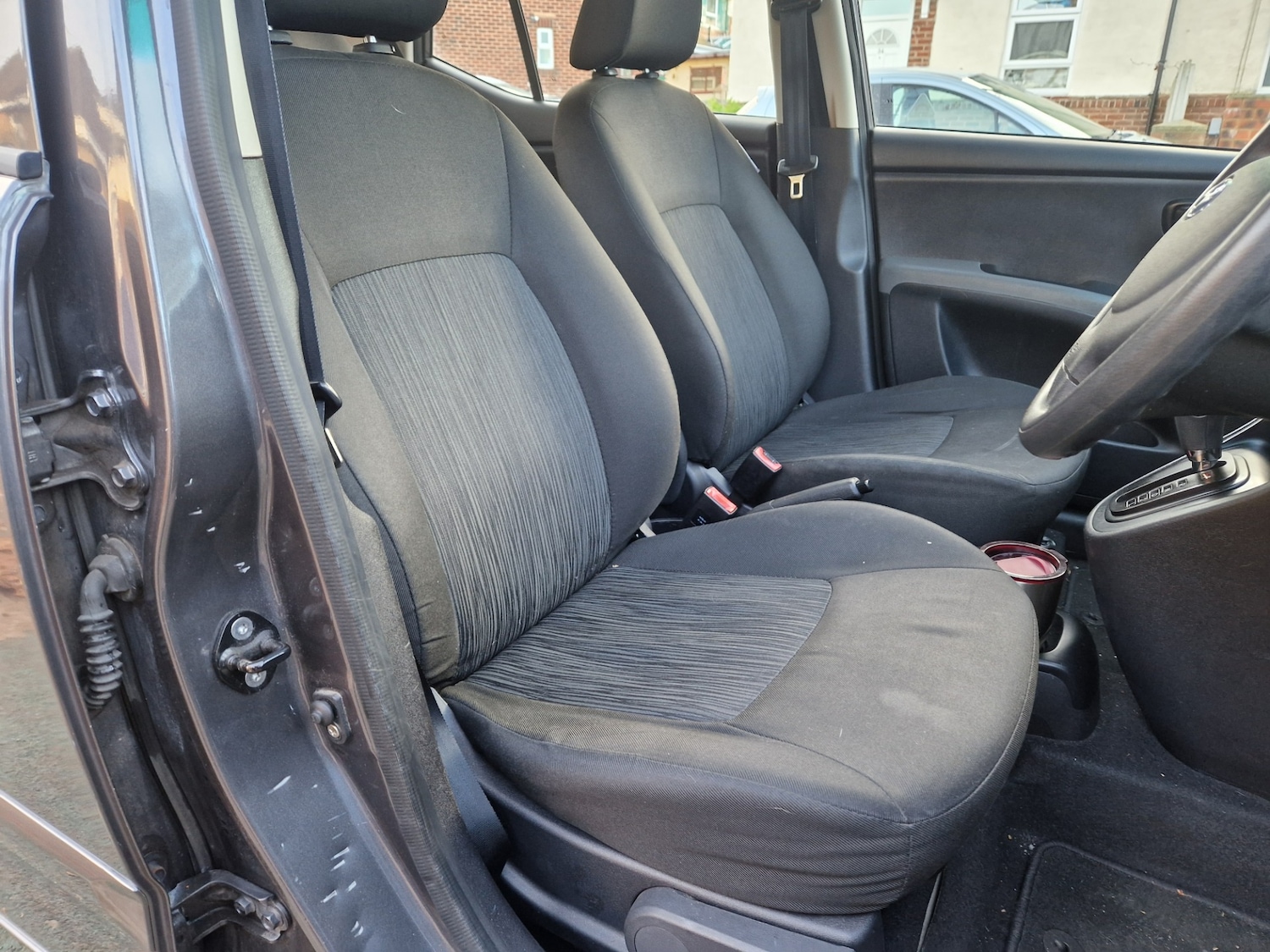 Used Hyundai i10 2011 for sale - 76807746: Photo 12