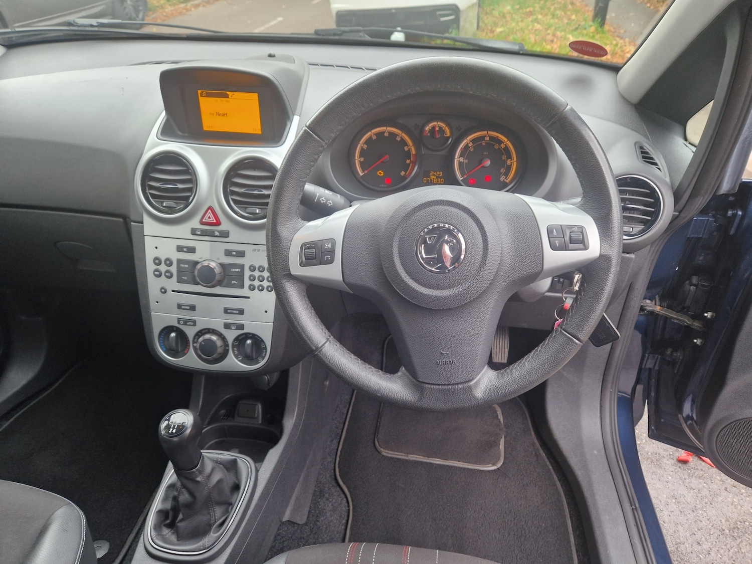 Used Vauxhall Corsa 2012 for sale - 77086572: Photo 14