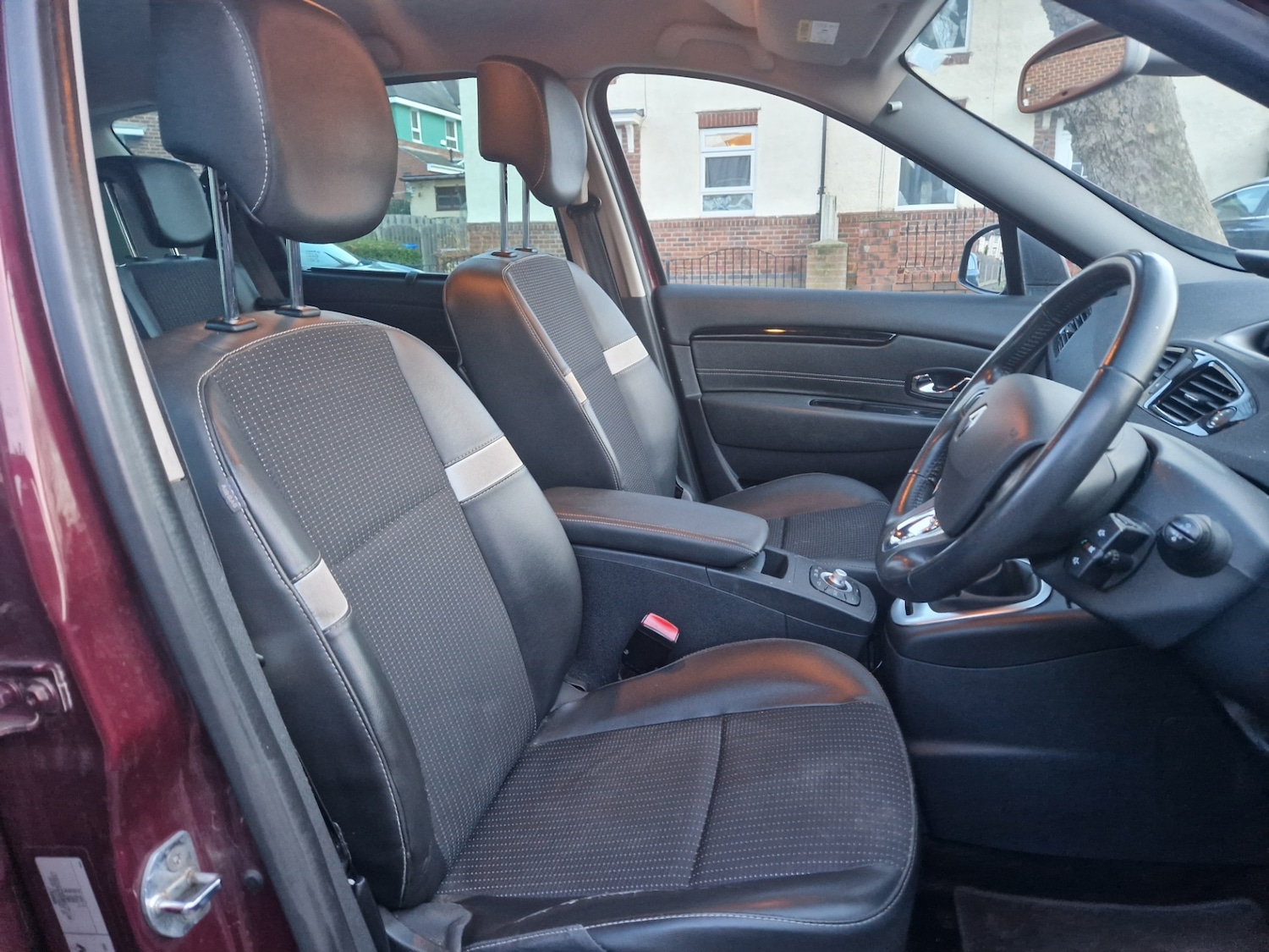 Used Renault Scenic 2015 for sale - 77264729: Photo 12