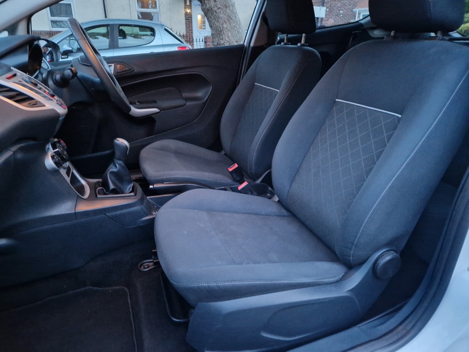 Used Ford Fiesta 2012 for sale - 76518031: Photo 12