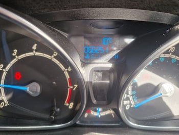Used Ford Fiesta 2014 for sale - 76030132: Photo
