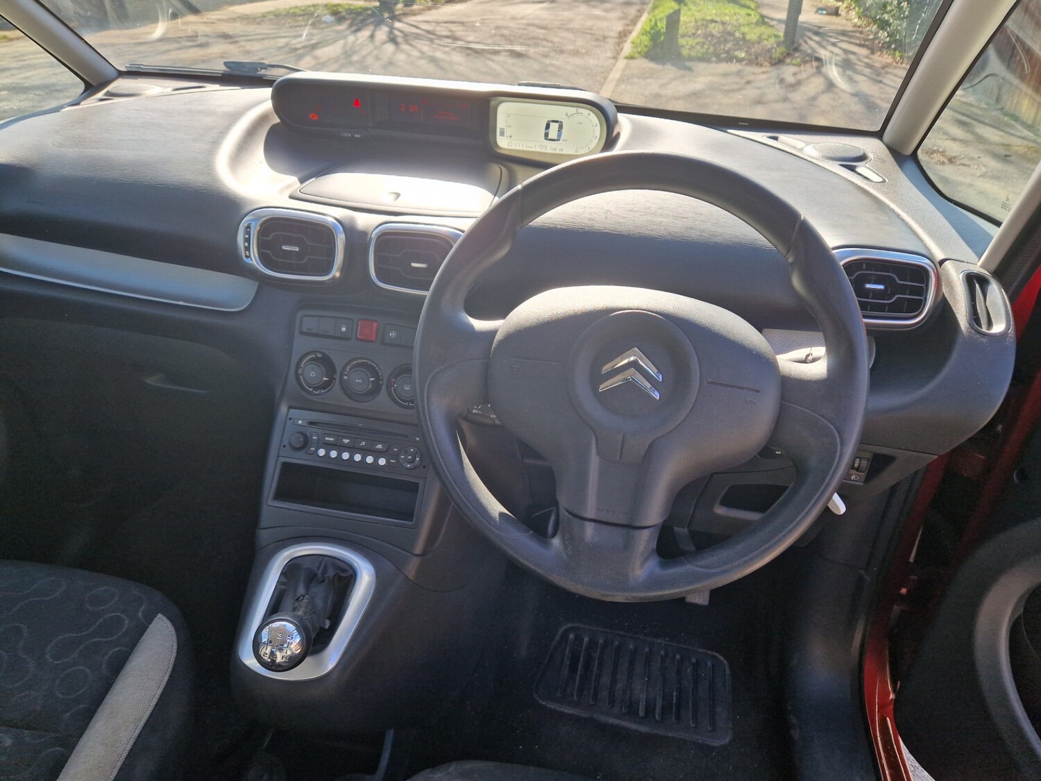 Used Citroen C3 Picasso 2012 for sale - 78226000: Photo 14