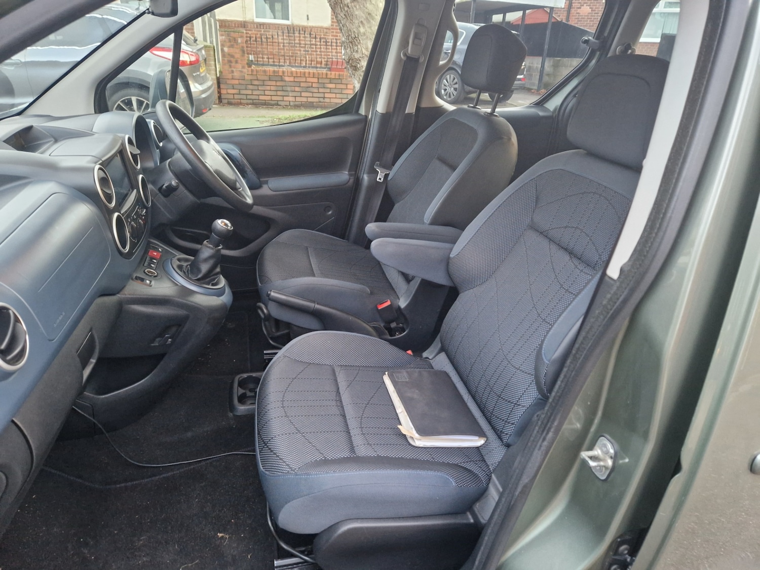 Used Peugeot Partner Tepee 2010 for sale - 77198828: Photo 12