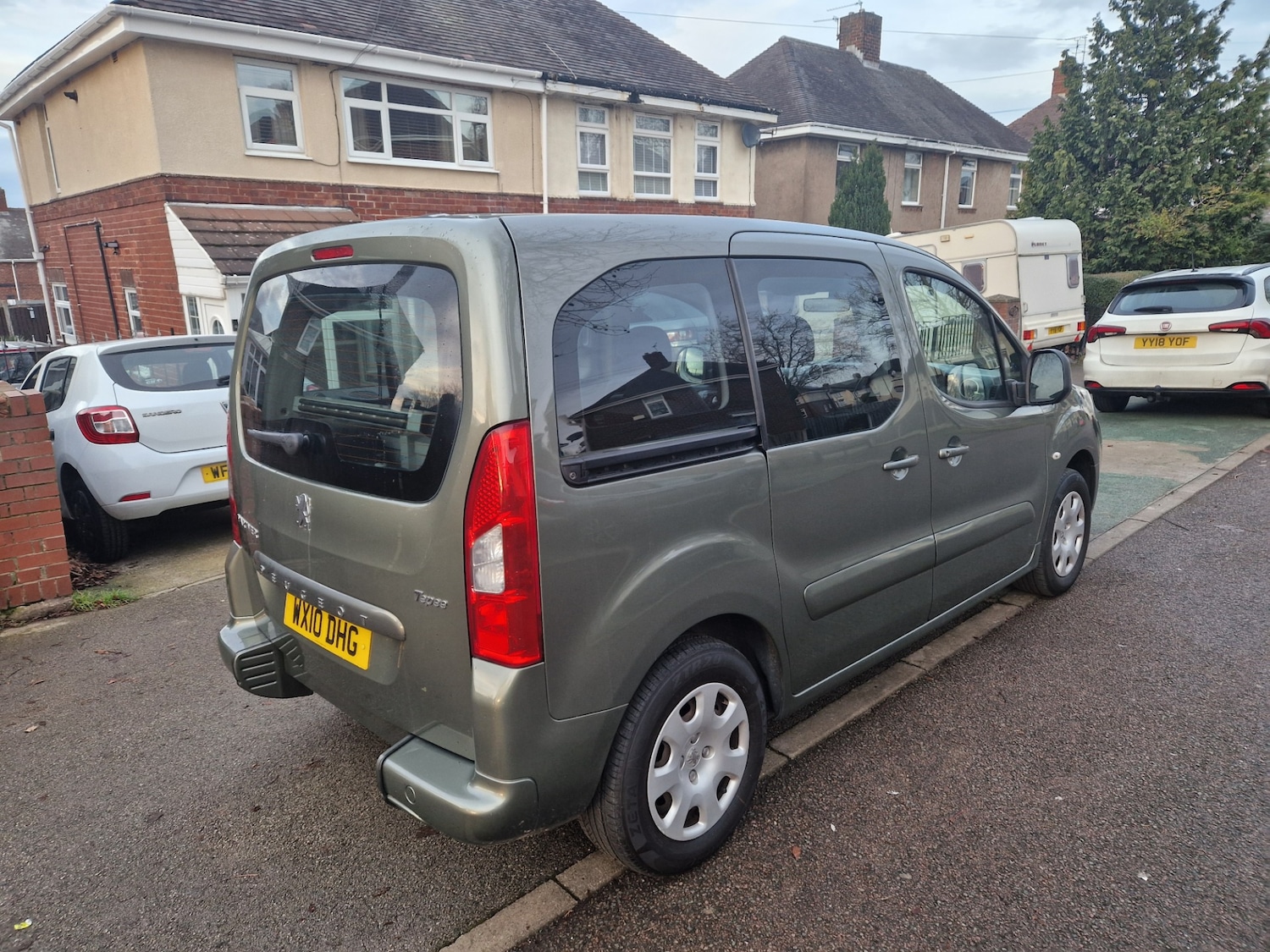 Used Peugeot Partner Tepee 2010 for sale - 77198828: Photo 8