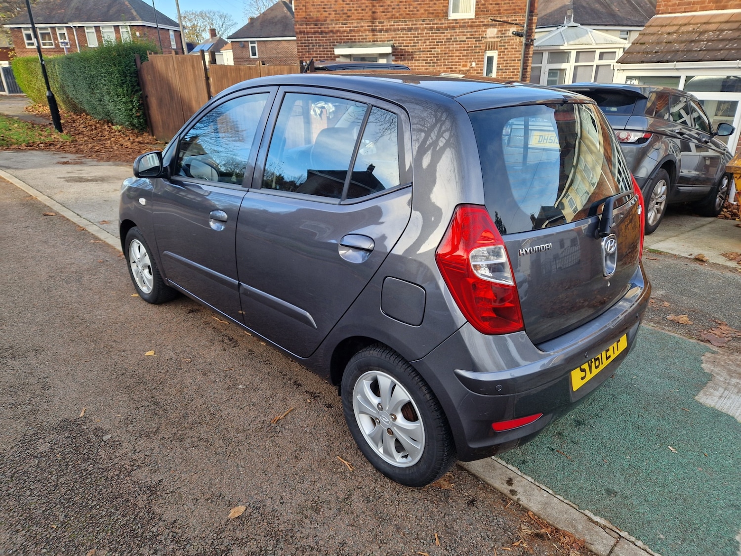 Used Hyundai i10 2011 for sale - 76637835: Photo 9