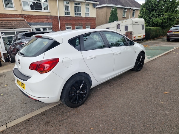 Used Vauxhall Astra 2012 for sale - 76319797: Photo 8