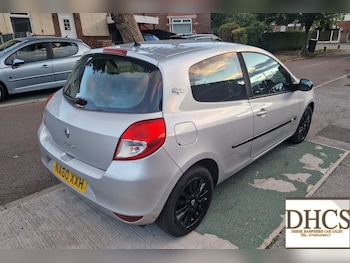 Used Renault Clio 2011 for sale - 77247452: Photo