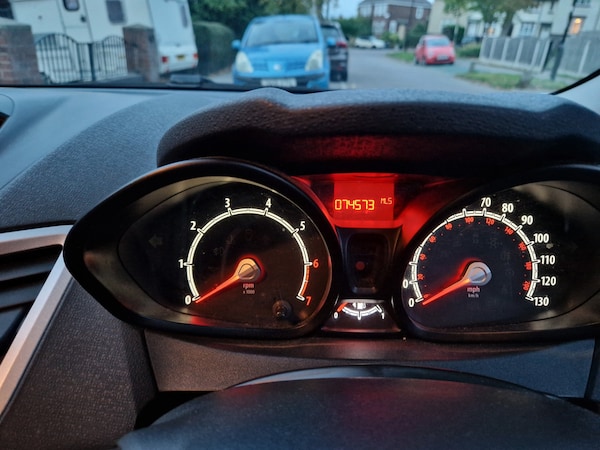 Used Ford Fiesta 2012 for sale - 76082378: Photo 2