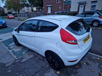 Used Ford Fiesta 2012 for sale - 76082378: Photo 4