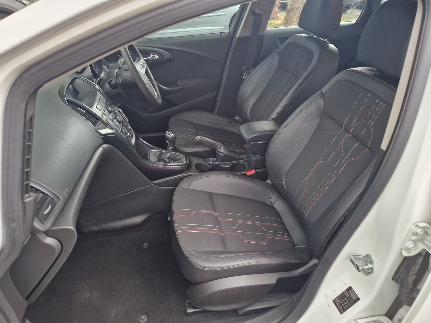 Used Vauxhall Astra 2012 for sale - 76478090: Photo 11