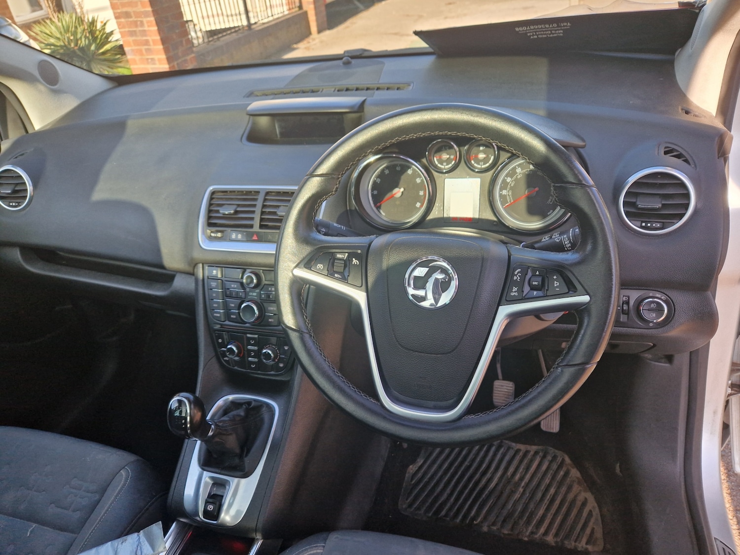 Used Vauxhall Meriva 2016 for sale - 76478249: Photo 2