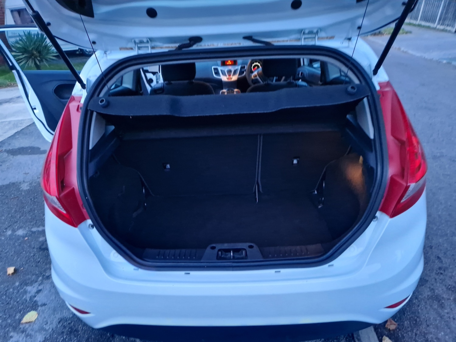 Used Ford Fiesta 2012 for sale - 76392357: Photo 15